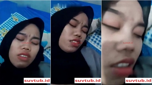 Jilbab Keenakan Dientot Sama Selingkuhan